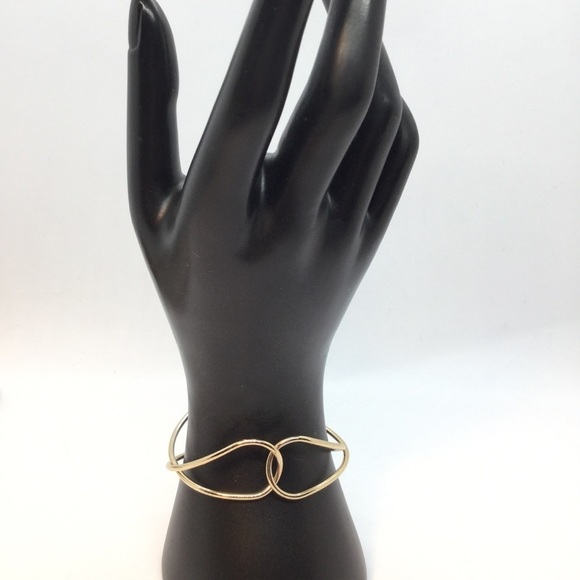 3/$30 PREMIERE DESIGNS INFINITY GOLD TONE BANGLE BRACELET - Picture 6 of 9
